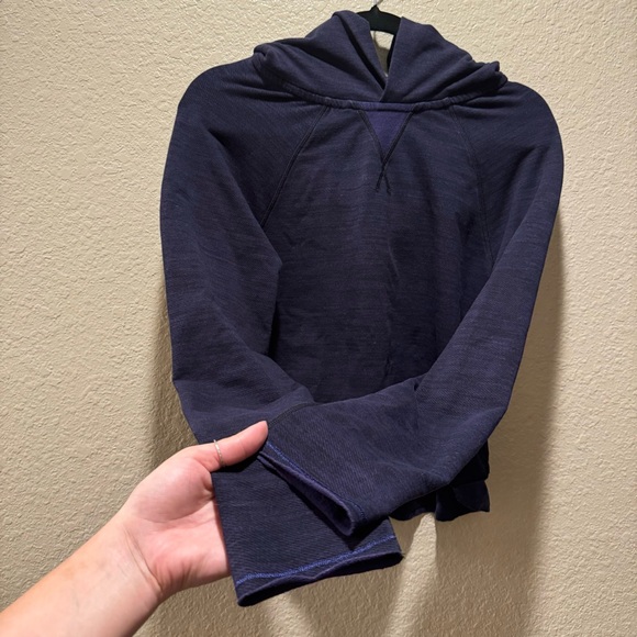 Lululemon Pull Me Over Hoodie size 6 Dark Purple - Picture 8 of 8